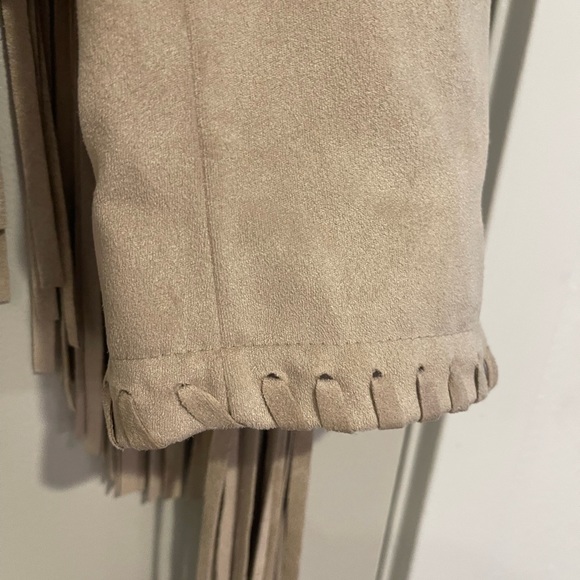 Faux Suede Fringe Jacket Beige Size Medium - Picture 7 of 12